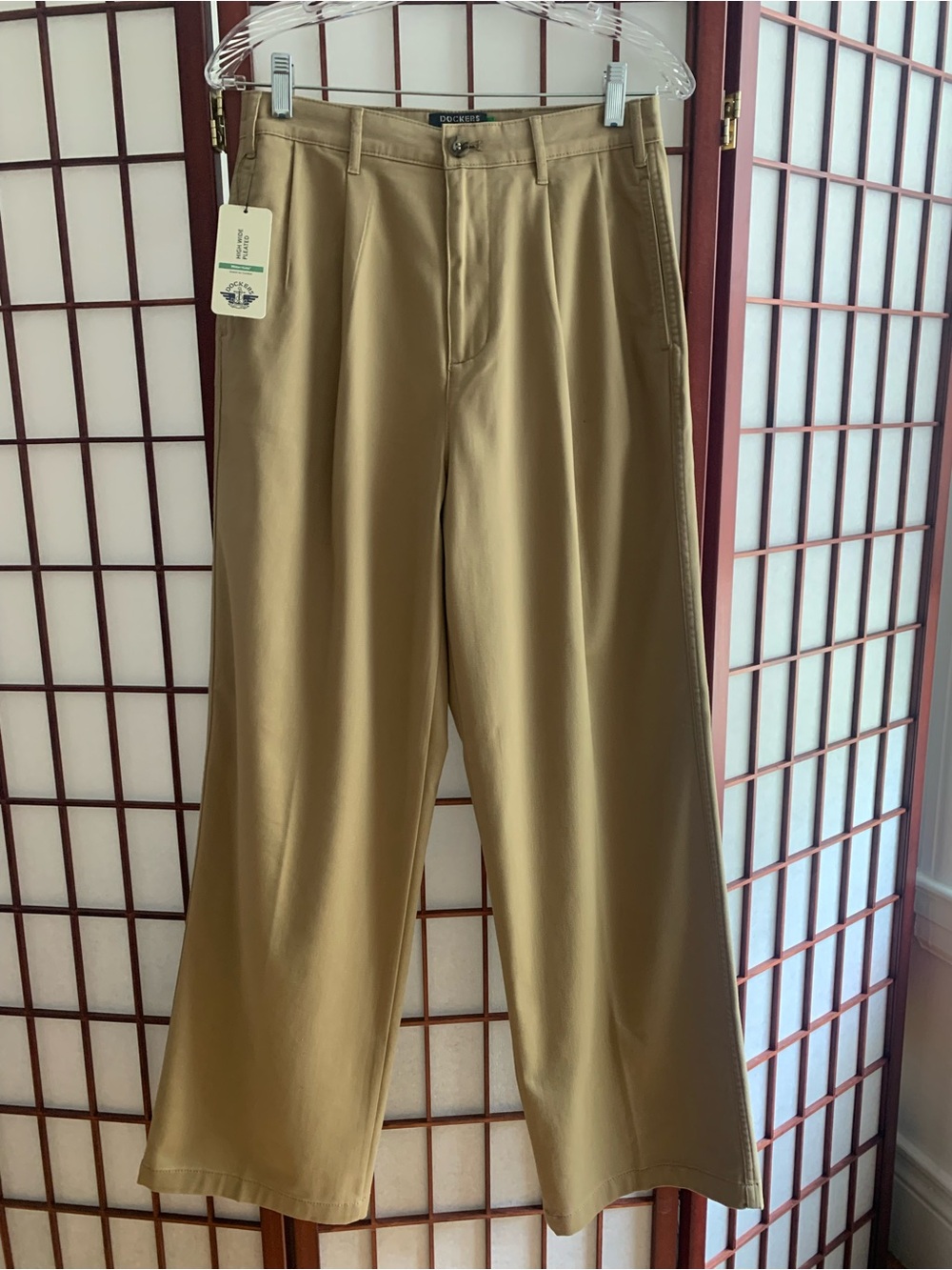 NWT Dockers Womens High Wide Leg Pleated Tan Khaki Chino Pants in Size 27